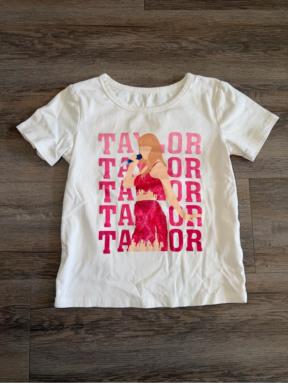 Taylor Swift Eras Tour Graphic White and Pink T-Shirt Kid’s Size 120 (5/6)